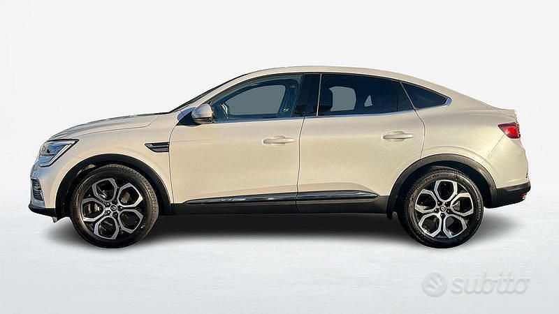 Usata Renault Arkana Intens 145 CV (106 kW) 2022 Bianco SUV