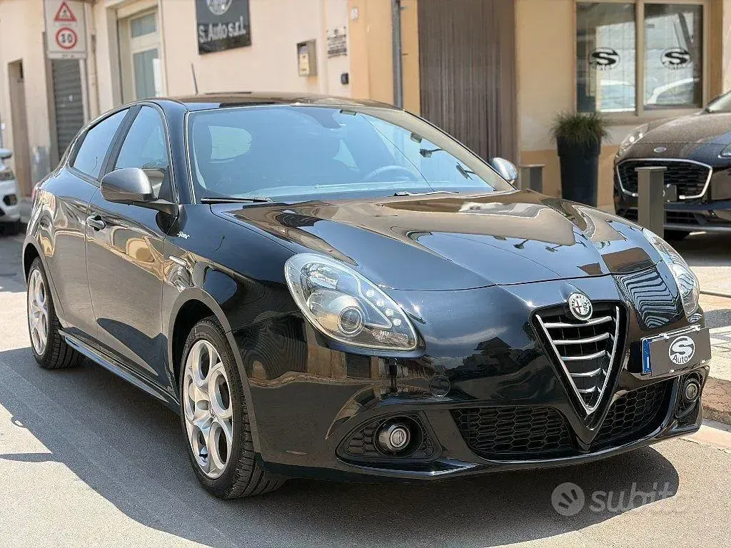 Usata Alfa Romeo Giulietta Sprint 105 CV (77 kW) 2015 Nero Utilitaria