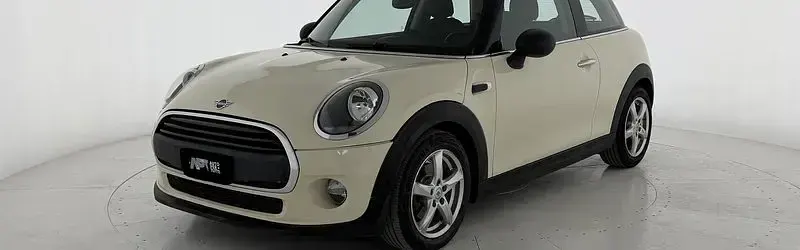Usata Mini ONE 75 CV (55 kW) 2020 Utilitaria
