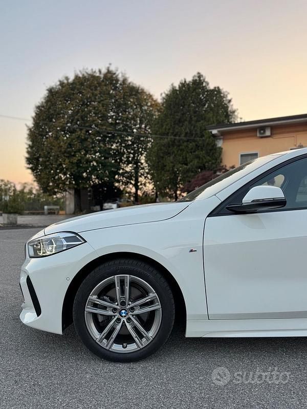Usata BMW 118 M Sport 136 CV (100 kW) 2023 Bianco Utilitaria
