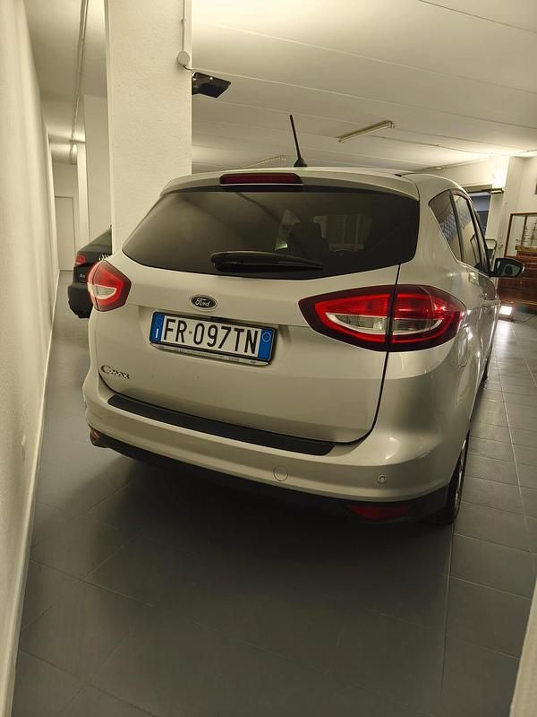 Usata Ford C-MAX Titanium 120 CV (88 kW) 2018 Argento Monovolume