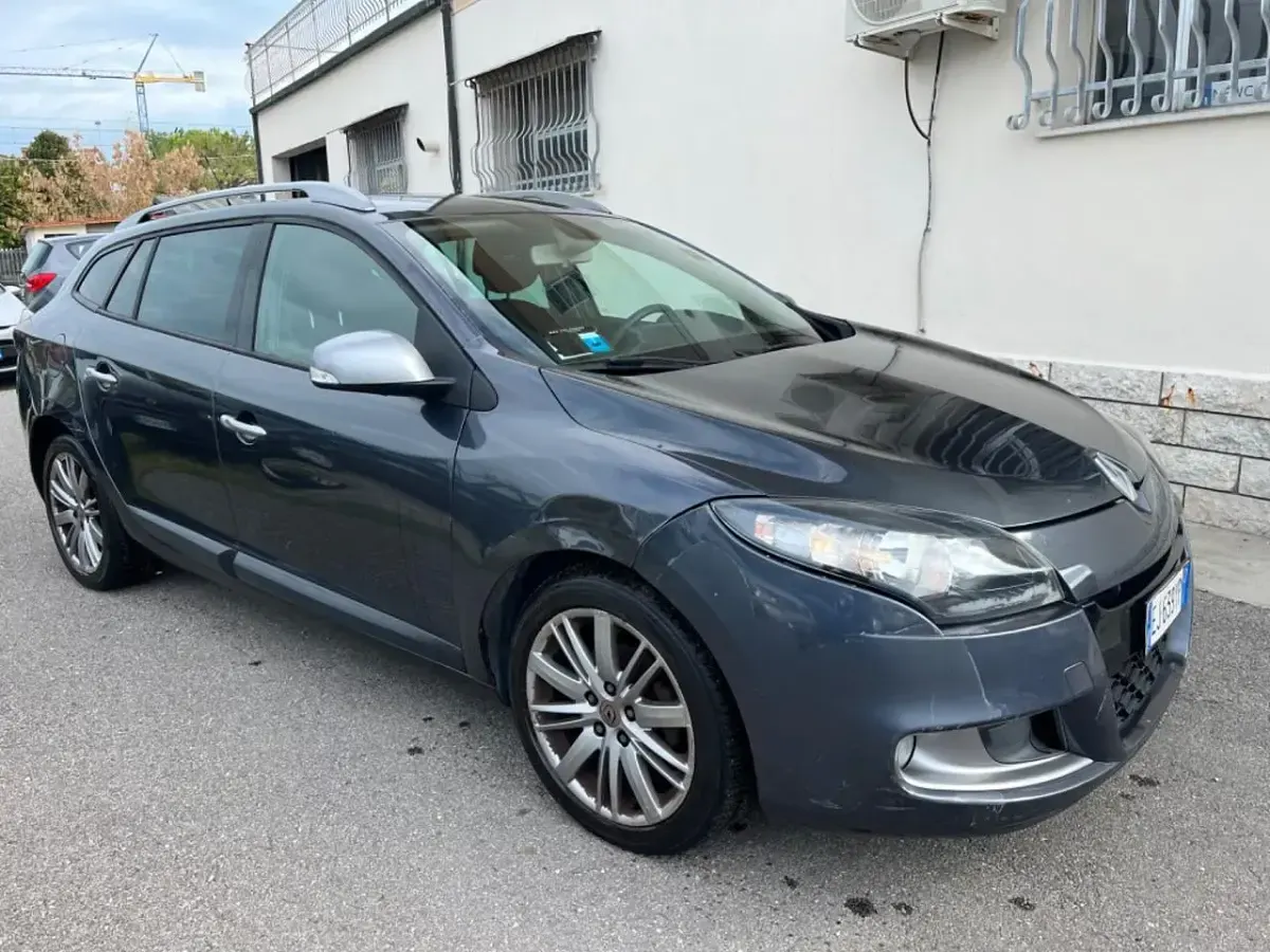 Usata Renault Mégane GT Line GT-Line 131 CV (96 kW) 2011 Grigio Station wagon