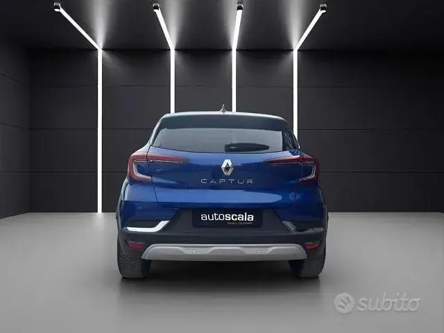 Usata Renault Captur Techno 91 CV (66 kW) 2024 Rosso SUV