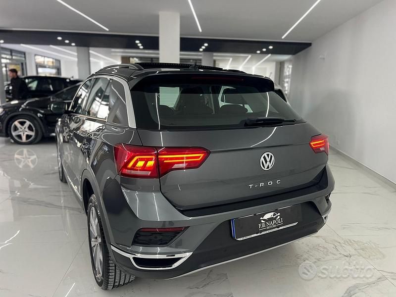 Usata VW T-Roc Advance 115 CV (84 kW) 2019 Grigio SUV