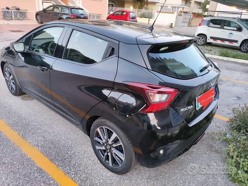 Usata Nissan Micra Acenta 90 CV (66 kW) 2017 Nero Utilitaria