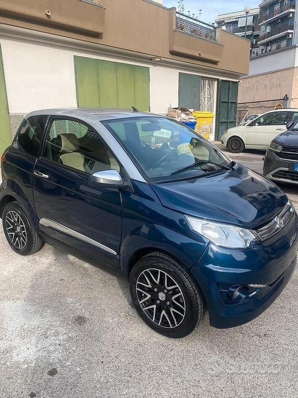 Usata Aixam City Premium 2020 Blu Utilitaria