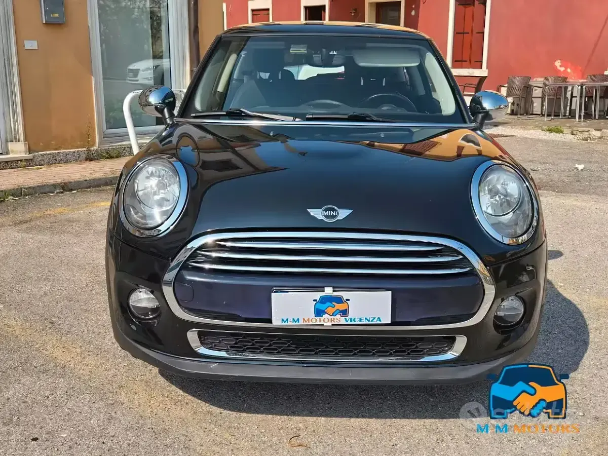 Usata Mini One D 95 CV (69 kW) 2014 Nero Utilitaria