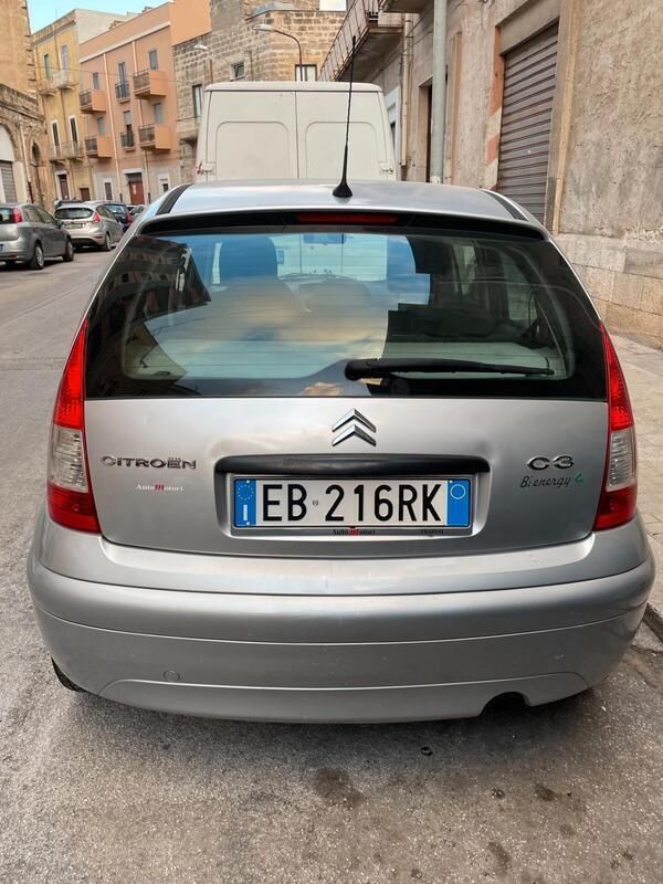 Usata Citroën C3 61 CV (44 kW) 2010 Argento Utilitaria