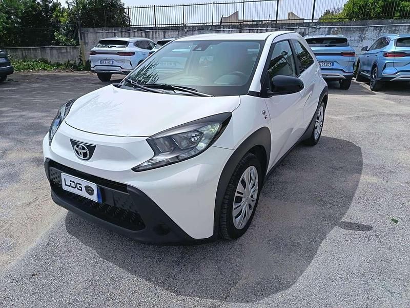 Usata Toyota Aygo X Lounge 72 CV (52 kW) 2024 Other SUV