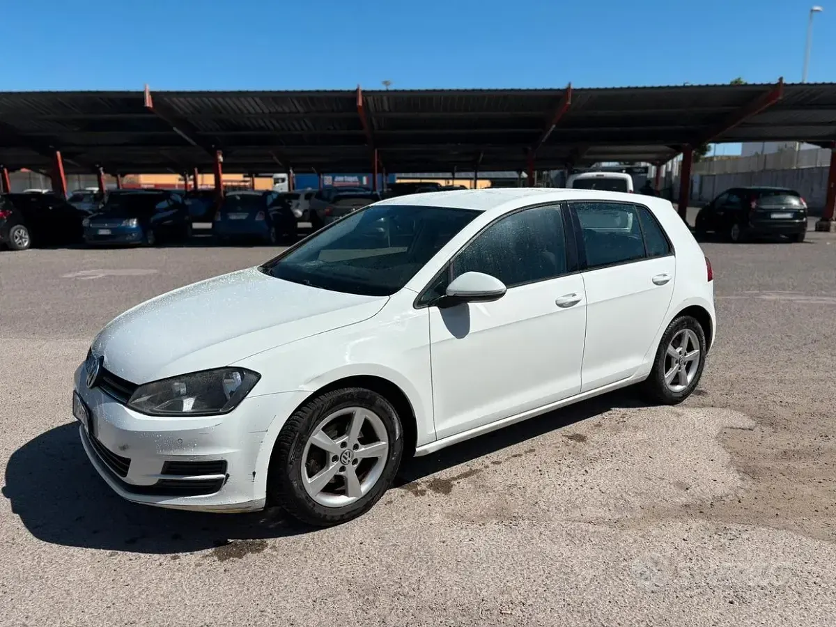 Usata VW Golf VII 85 CV (62 kW) 2016 Berlina