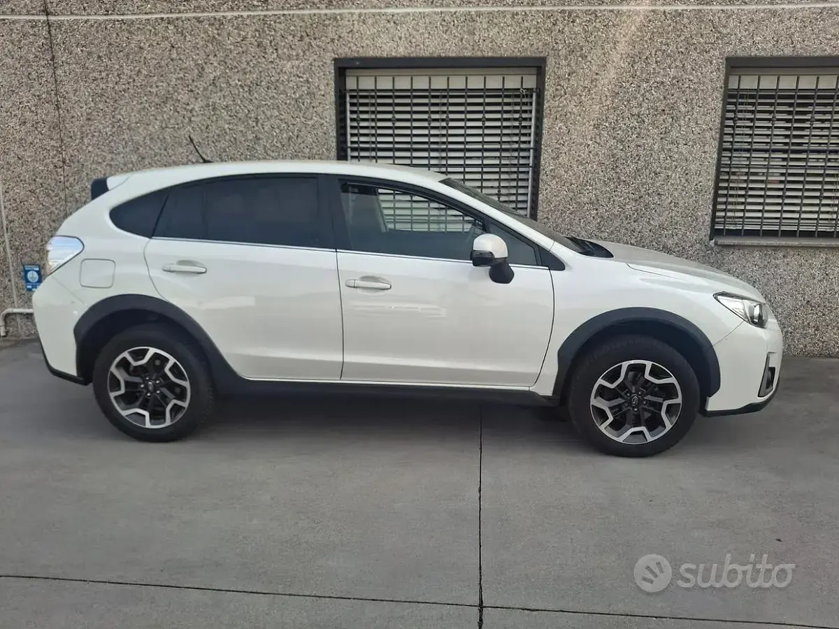 Usata Subaru XV Style 150 CV (110 kW) 2017 Bianco SUV