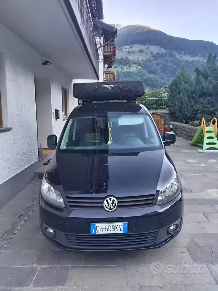 Usata VW Caddy 102 CV (75 kW) 2013 Nero Monovolume