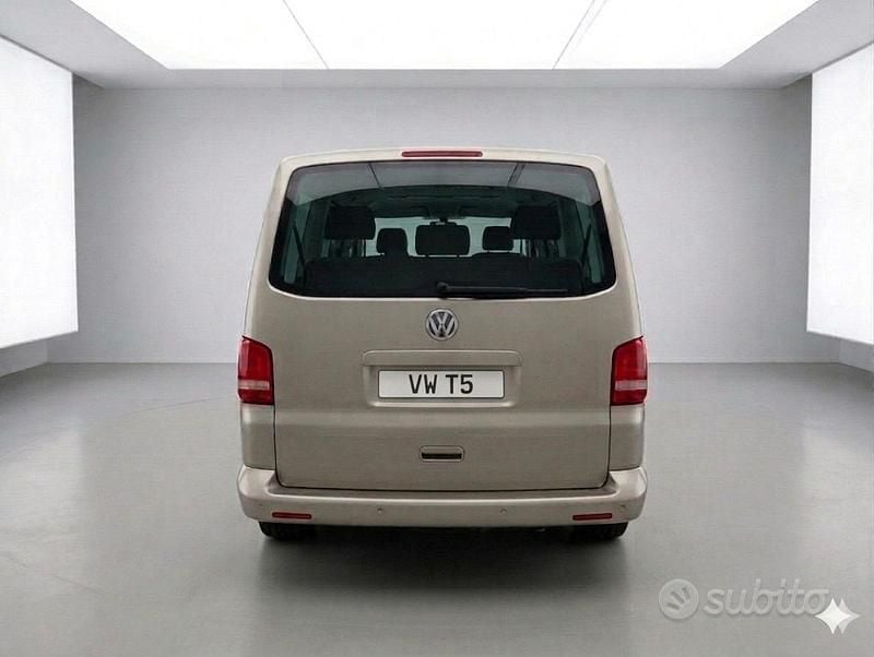 Usata VW T5 Highline 180 CV (132 kW) 2010 Furgone