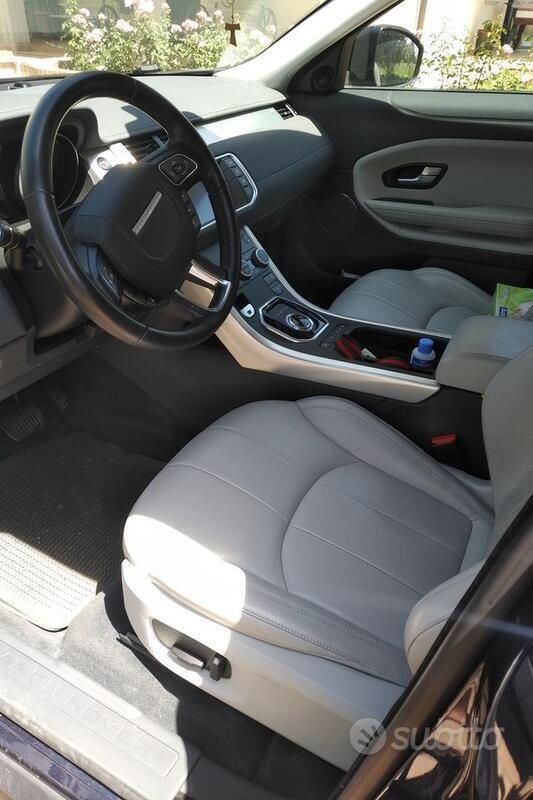 Usata Land Rover Range Rover evoque 150 CV (110 kW) 2017 Blu SUV