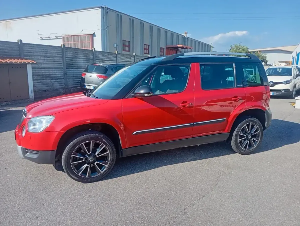Usata Skoda Yeti Adventure 110 CV (80 kW) 2013 Rosso SUV