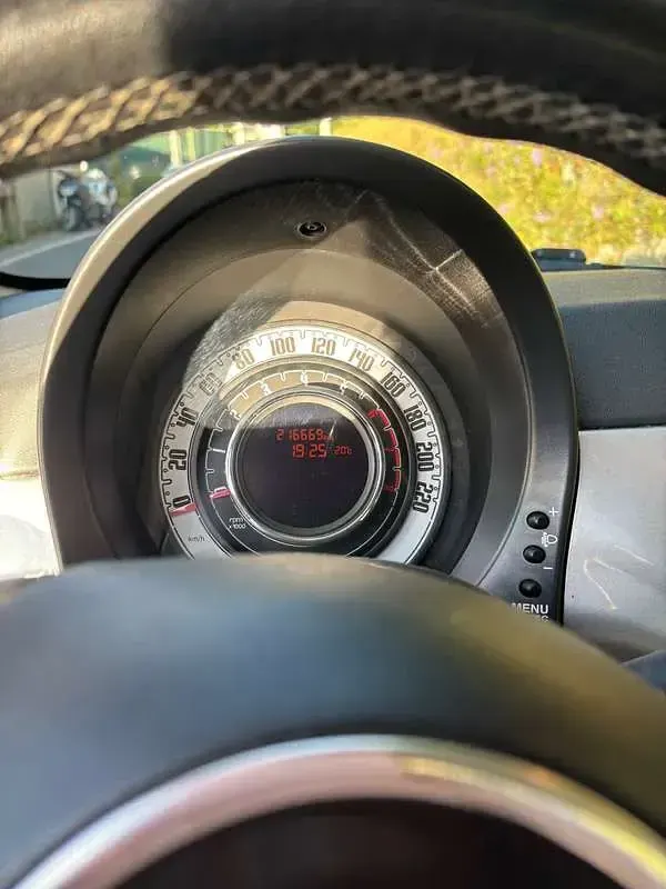 Usata Fiat 500 Lounge 69 CV (50 kW) 2010 Argento Utilitaria