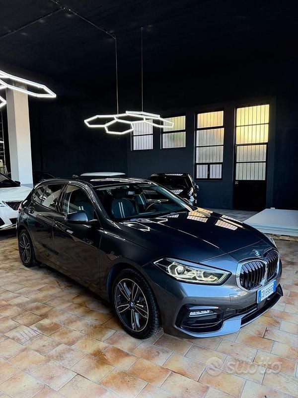 Usata BMW 116 M Sport 116 CV (85 kW) 2020 Grigio Utilitaria