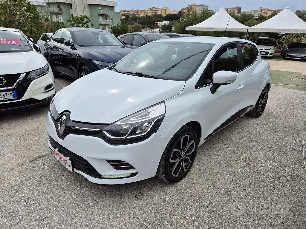 Usata Renault Clio 90 CV (66 kW) 2017 Bianco Utilitaria