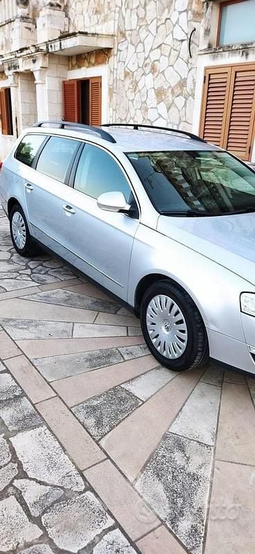 Usata VW Passat 140 CV (102 kW) 2008 Grigio Berlina