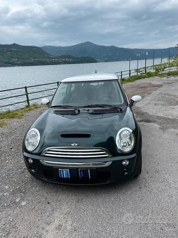 Usata Mini Cooper S 170 CV (125 kW) 2005 Verde Utilitaria