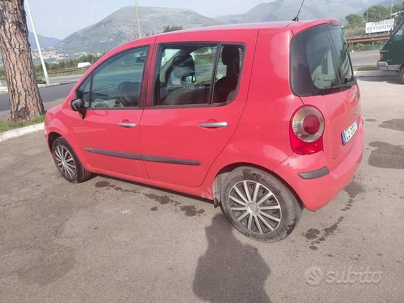 Usata Renault Modus 2004 Monovolume