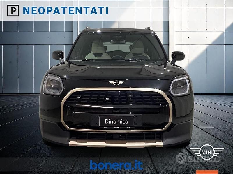 Usata Mini Countryman Favoured 150 kW (204 CV) 2024 Nero SUV