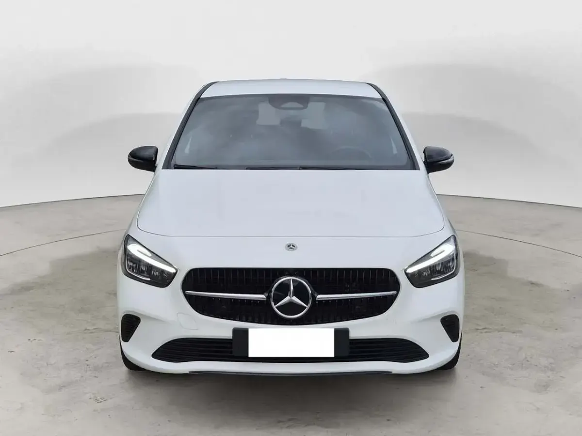 Usata Mercedes B250 Advanced 218 CV (160 kW) 2025 Bianco Utilitaria