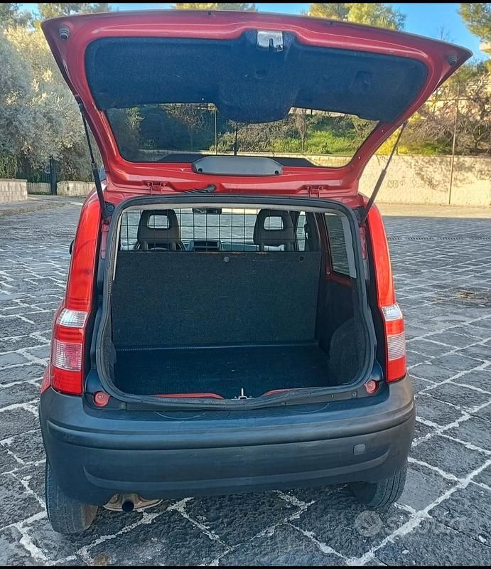 Usata Fiat Panda 70 CV (51 kW) 2010 Rosso Utilitaria