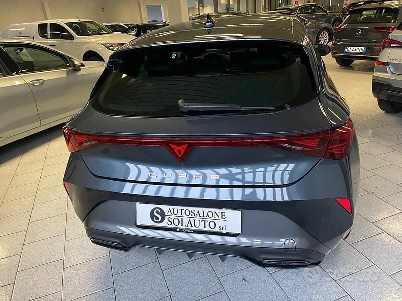Usata Cupra Leon 150 CV (110 kW) 2025 Grigio Berlina