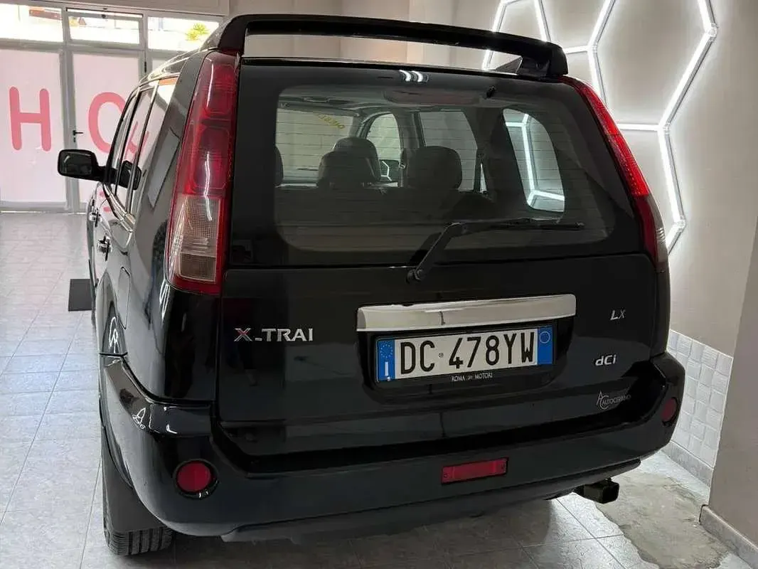 Usata Nissan X-Trail 136 CV (100 kW) 2006 Nero SUV