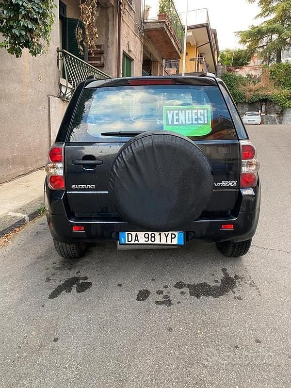 Usata Suzuki Grand Vitara 129 CV (94 kW) 2006 Nero SUV