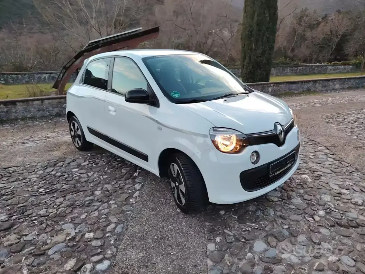 Usata Renault Twingo Life 69 CV (50 kW) 2018 Bianco Utilitaria