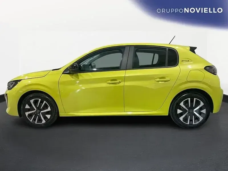 Nuova Peugeot 208 Style 101 CV (74 kW) 2026 Giallo Utilitaria