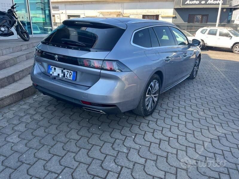 Occasion Peugeot 508 Allure 131 ch (96 kW) 2021 Gris Break