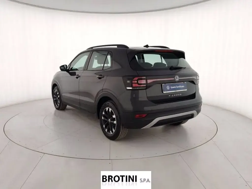 Usata VW T-Cross Style 110 CV (80 kW) 2020 Grigio metallizzato SUV