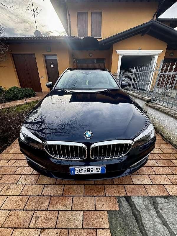 Usata 2019 BMW 518 Station wagon | 24.500 € (Buon prezzo) - Immagine 1/4