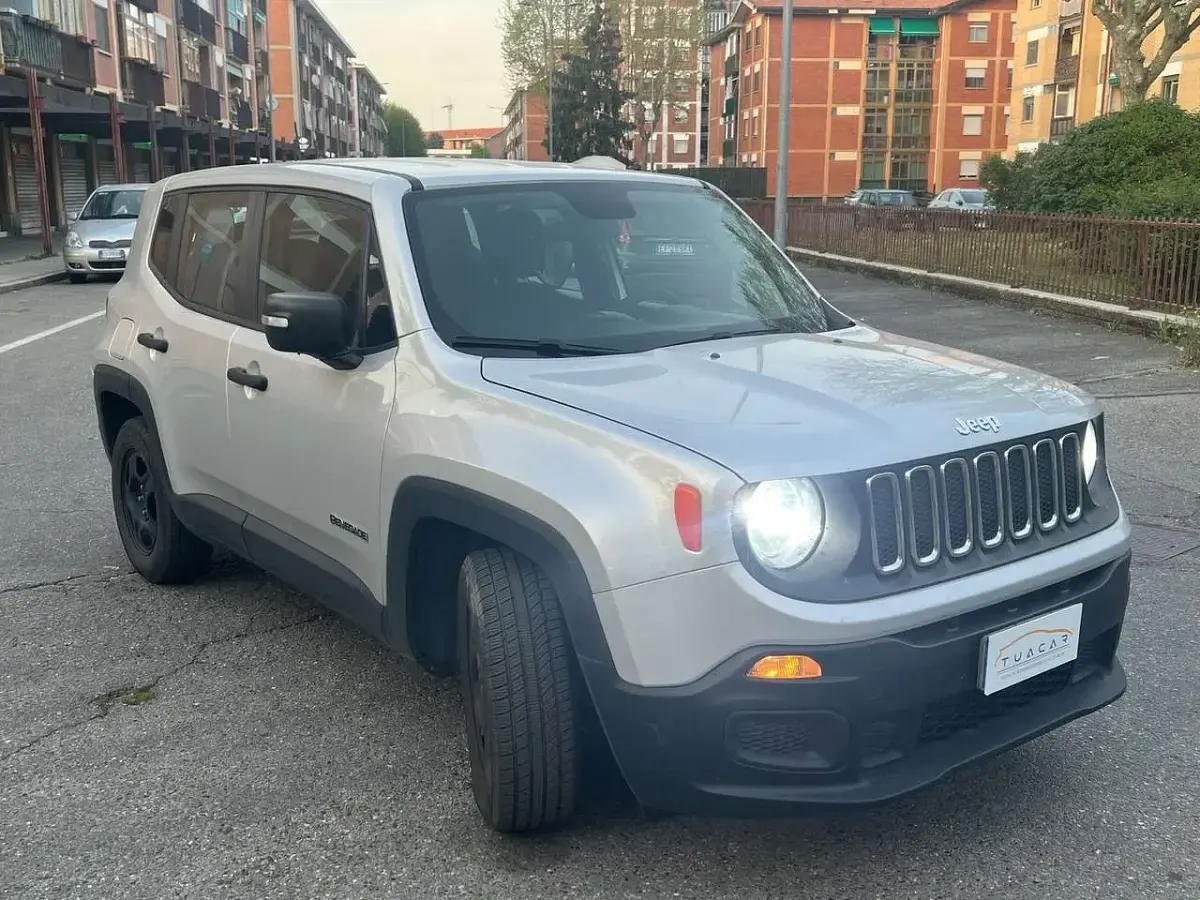 Usata Jeep Renegade Sport 120 CV (88 kW) 2018 Grigio SUV
