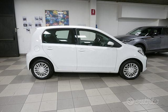 Usata VW up! Move 68 CV (50 kW) 2022 Bianco Utilitaria
