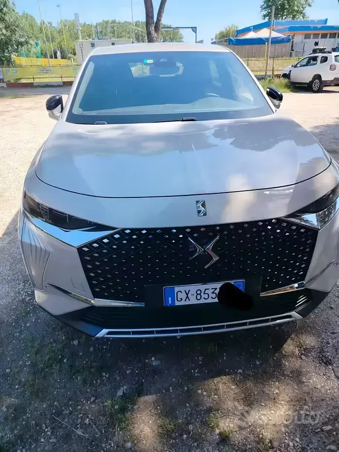 Usata DS Automobiles DS7 Crossback 131 CV (96 kW) 2025 Grigio SUV