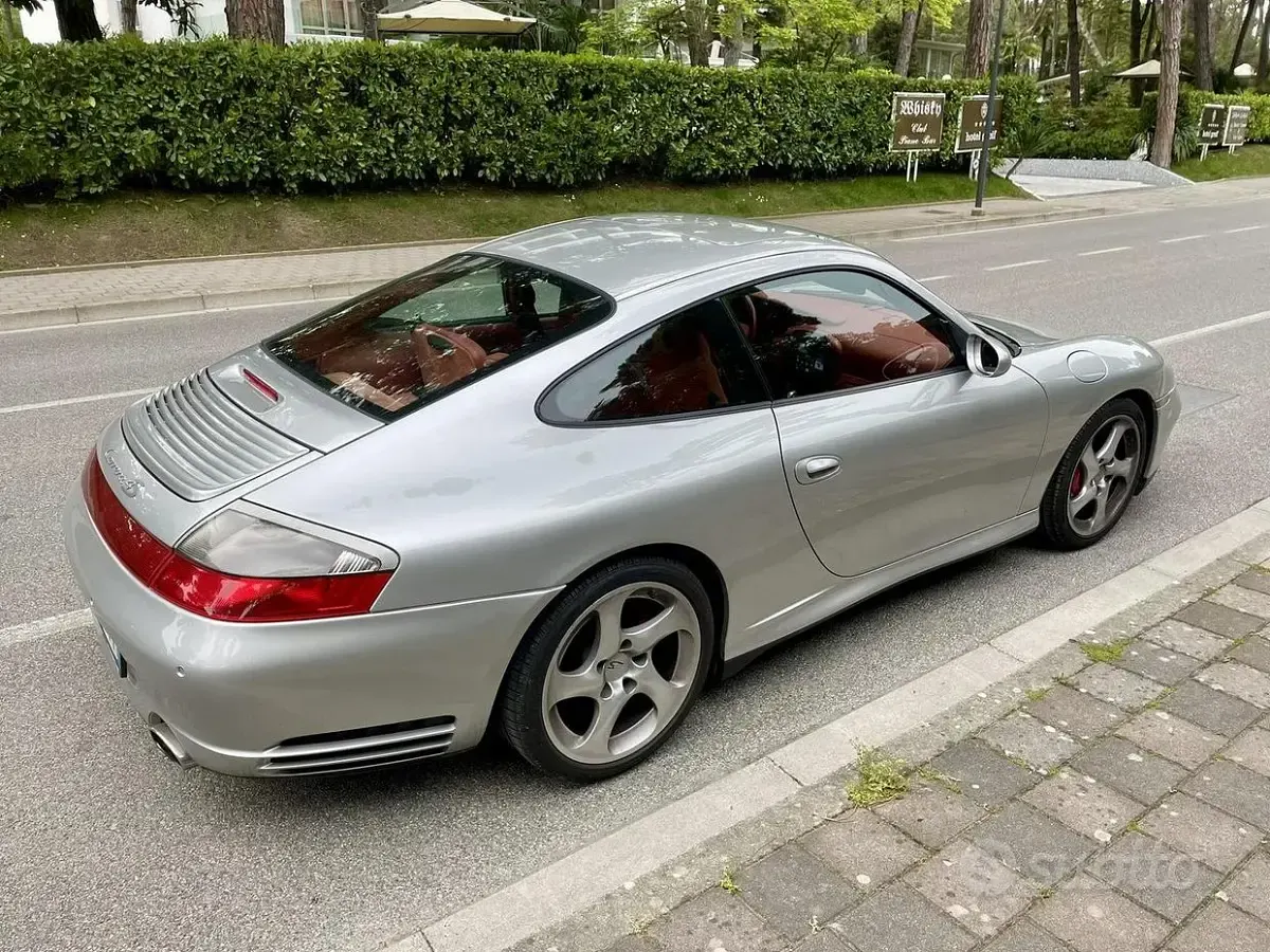 Usata Porsche 911 Carrera 4S 320 CV (235 kW) 2003 Coupé