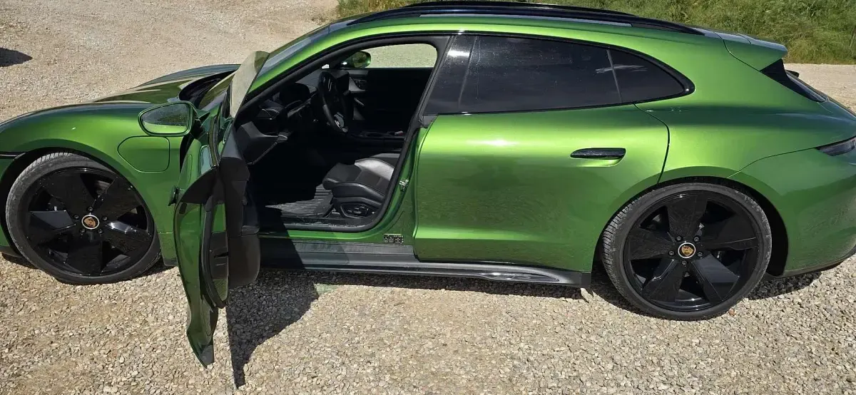 Usata Porsche Taycan Sport Turismo 141 kW (193 CV) 2022 Berlina
