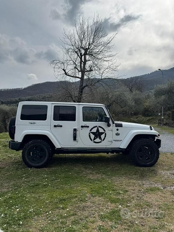 Usata Jeep Wrangler Unlimited 2012 Bianco SUV