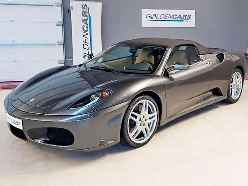 Usata Ferrari F430 489 CV (359 kW) 2006 Grigio Cabrio