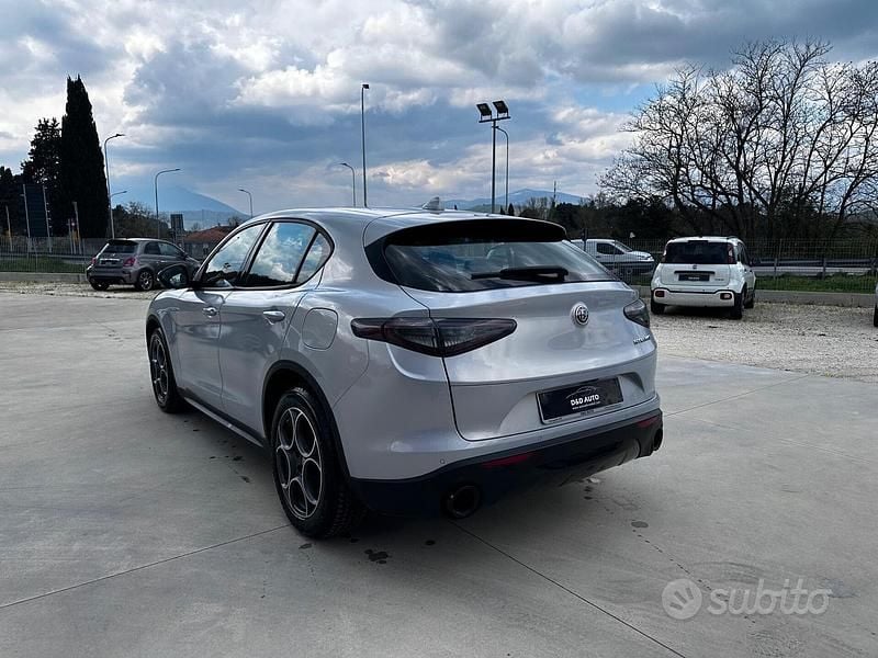 Usata Alfa Romeo Stelvio Sprint 160 CV (117 kW) 2023 Grigio SUV