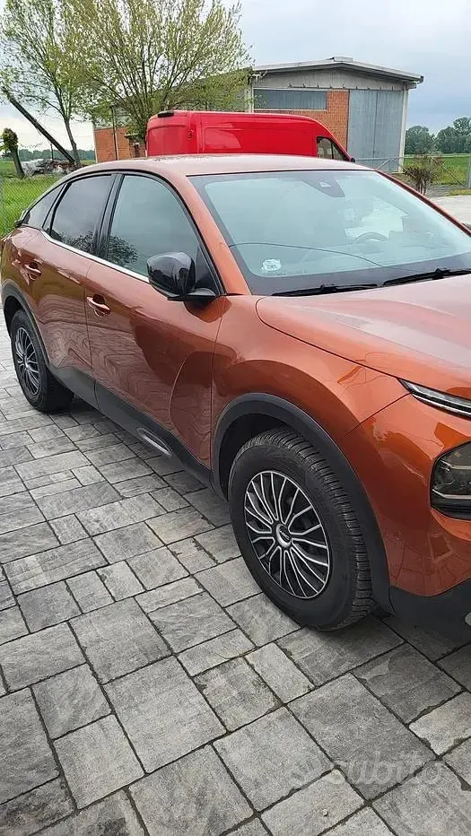 Usata Citroën C4 Shine 131 CV (96 kW) 2020 Marrone Berlina