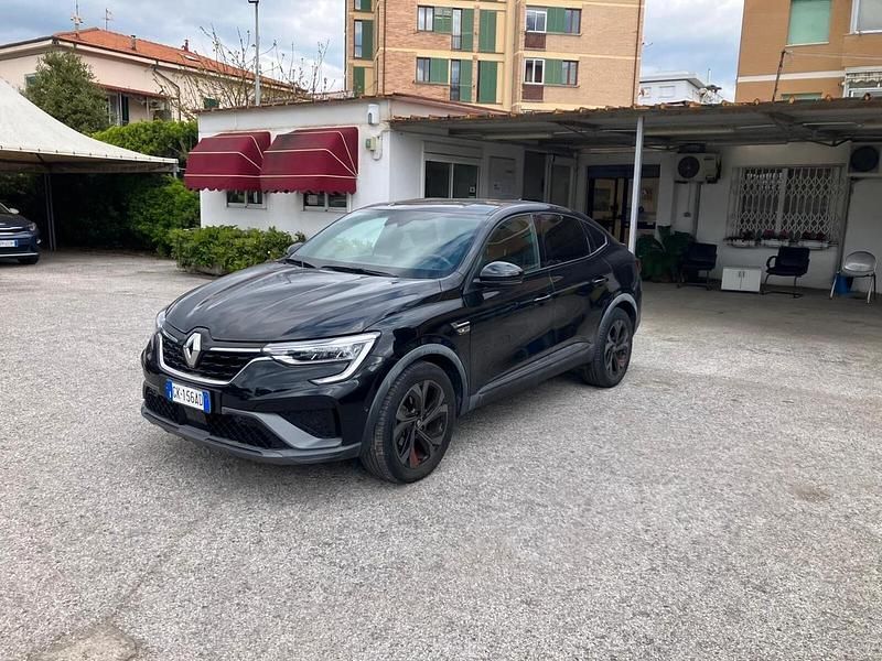 Usata Renault Arkana RS Line 140 CV (102 kW) 2022 Nero SUV