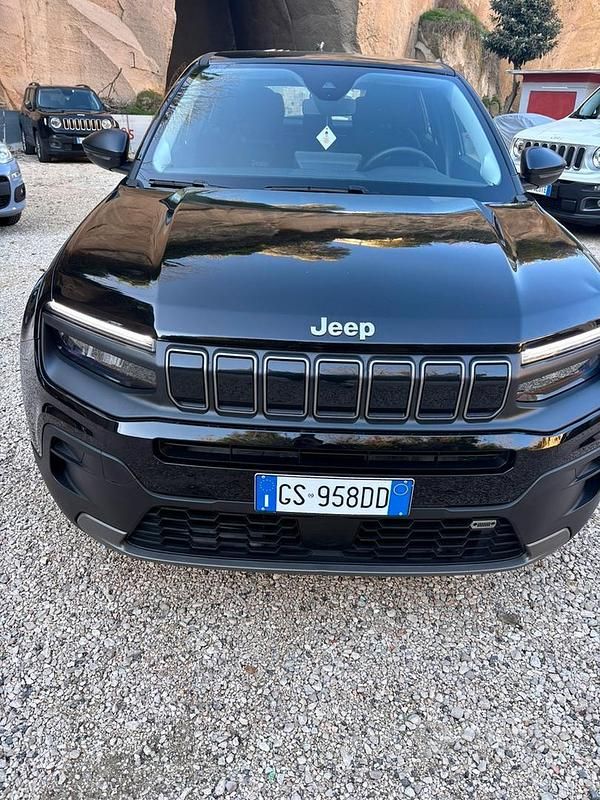 Usata Jeep Avenger 101 CV (74 kW) 2024 SUV