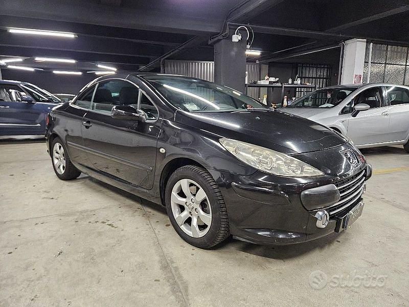 Usata Peugeot 307 CC 136 CV (100 kW) 2008 Nero Cabrio