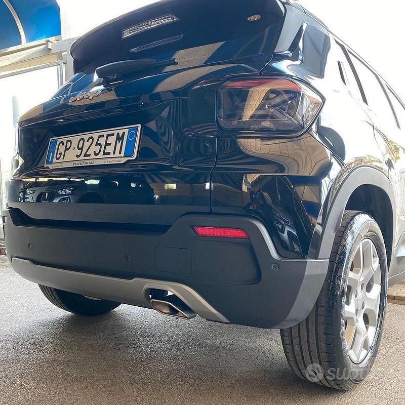 Usado Jeep Avenger 101 CV (74 kW) 2023 Negro SUV