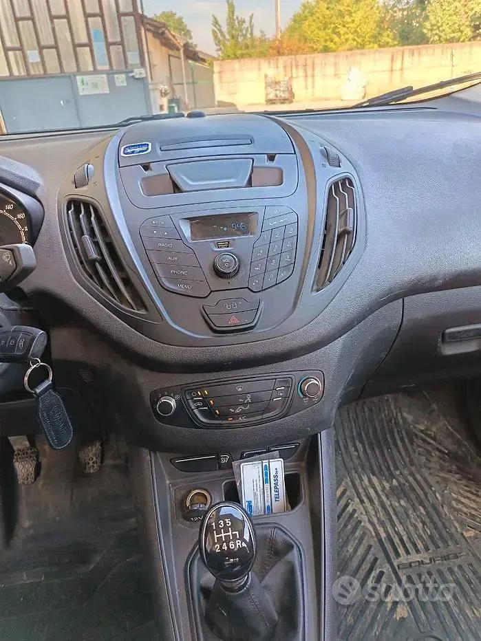 Usata Ford Courier 101 CV (74 kW) 2022 Monovolume
